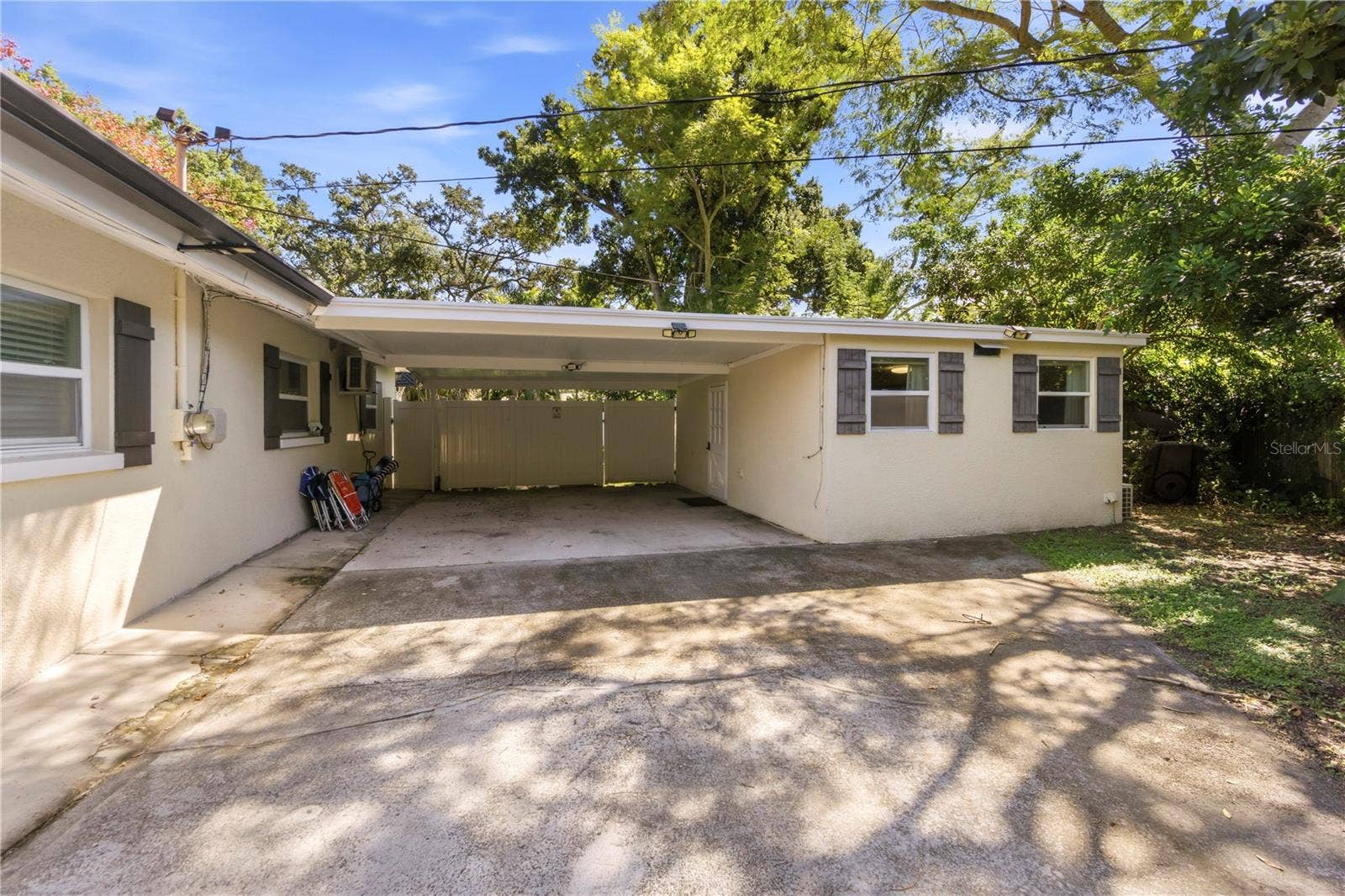 2608 OAKWOOD DRIVE, Largo, FL 33771 2608 OAKWOOD DRIVE, Largo, FL 33771