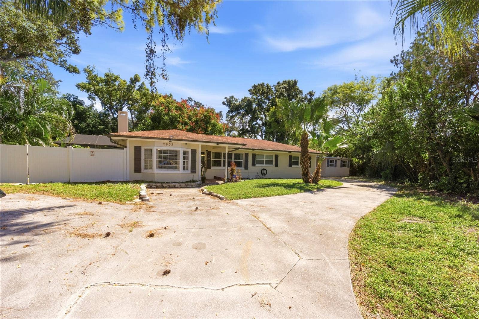 2608 OAKWOOD DRIVE, Largo, FL 33771 2608 OAKWOOD DRIVE, Largo, FL 33771