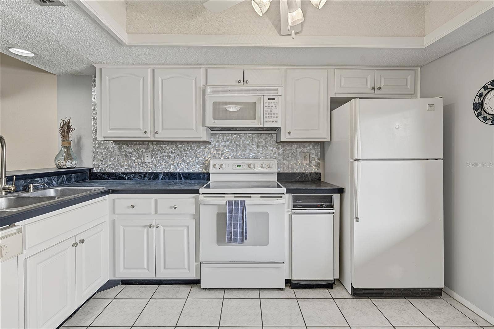 110 LAKESIDE COURT, #110, Oldsmar, FL 34677 110 LAKESIDE COURT, #110, Oldsmar, FL 34677