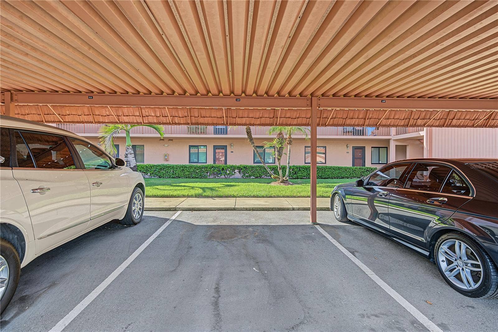 110 LAKESIDE COURT, #110, Oldsmar, FL 34677 110 LAKESIDE COURT, #110, Oldsmar, FL 34677