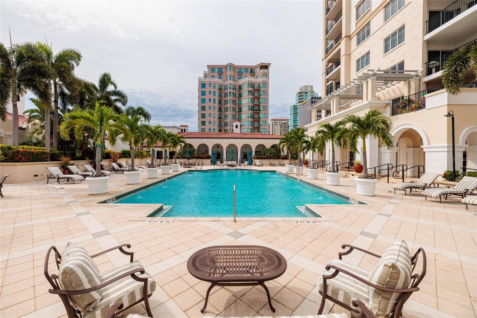 Parkshore Plaza Community Pool