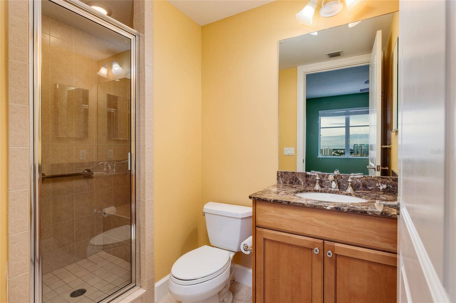 2nd Bathroom