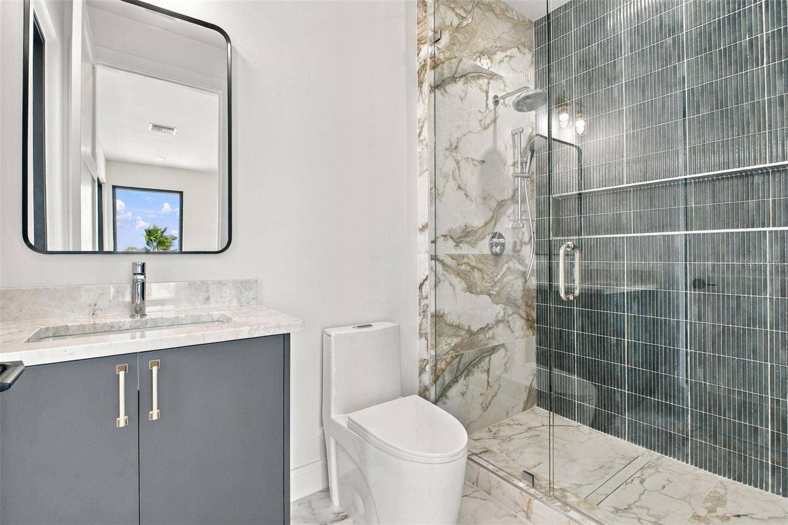 7176 S SHORE DRIVE S, South Pasadena, FL 33707