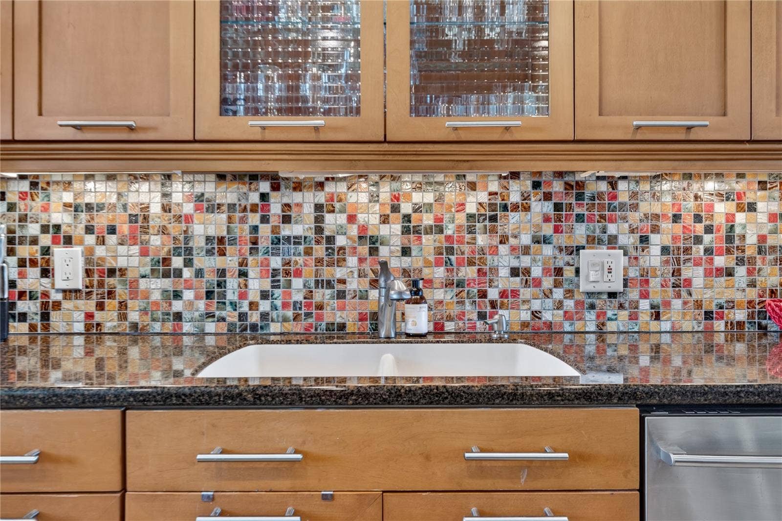 400 LARBOARD WAY, #106, Clearwater, FL 33767 Kitchen with Granite Counter tops, Stainless steel appliances and wood cabinets