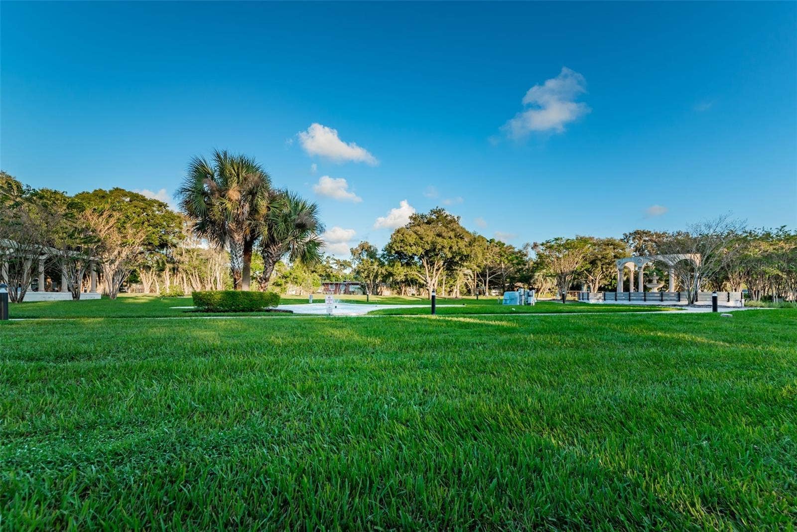 2363 ISRAELI DRIVE, #33, Clearwater, FL 33763