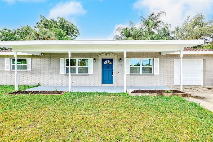 Property photo for 214 45TH AVENUE NE, St Petersburg, FL
