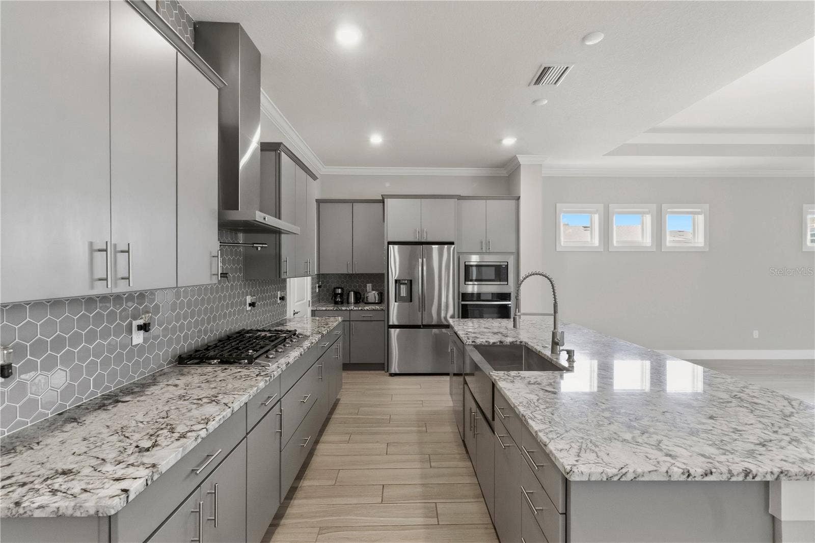 10770 TORCHWOOD SEA WAY, San Antonio, FL 33576 10770 TORCHWOOD SEA WAY, San Antonio, FL 33576
