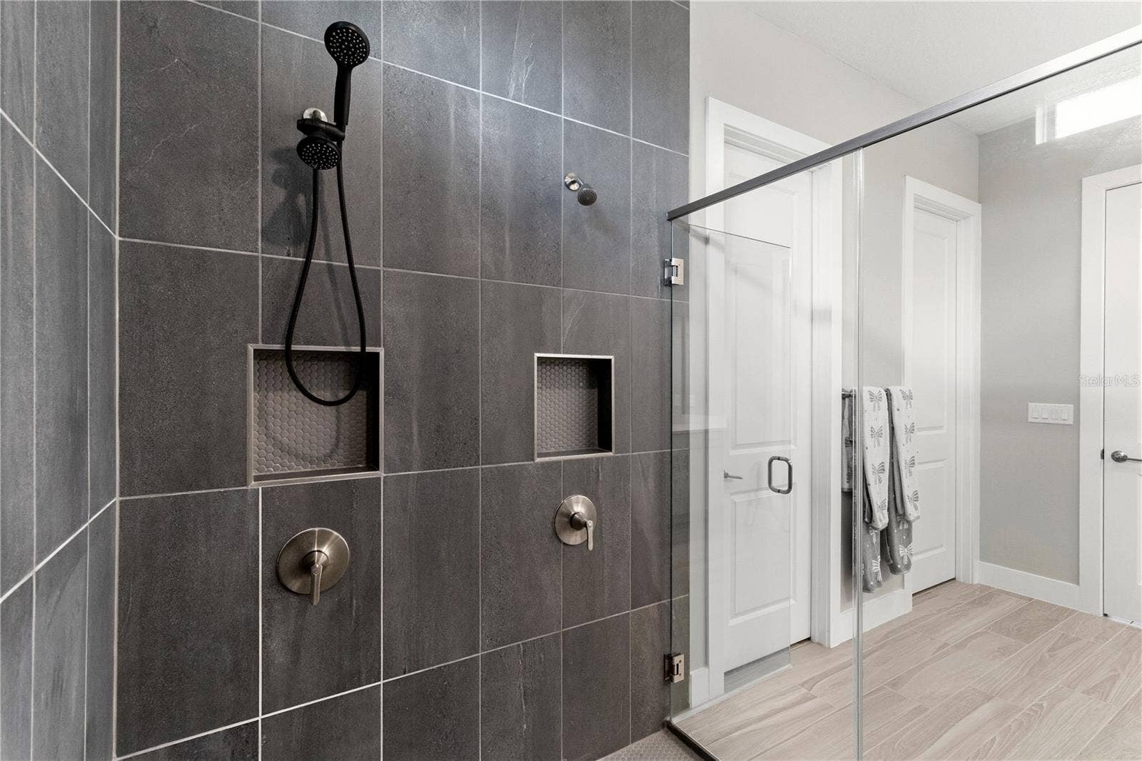 10770 TORCHWOOD SEA WAY, San Antonio, FL 33576 Primary Bathroom