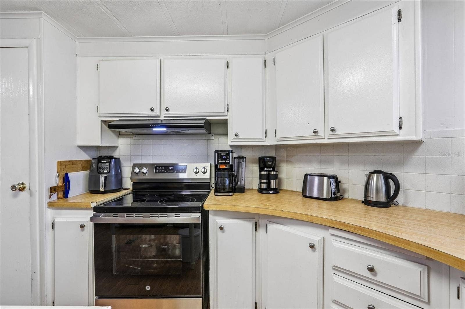 8807 SHELDON WEST DRIVE, Tampa, FL 33626 8807 SHELDON WEST DRIVE, Tampa, FL 33626