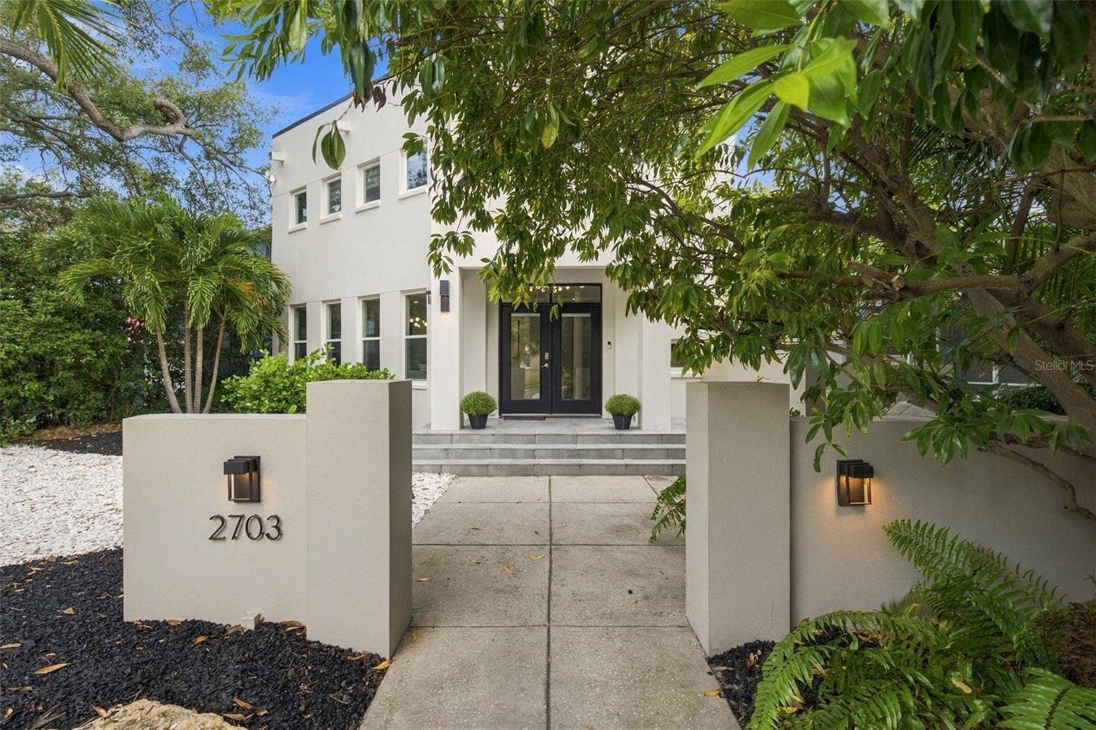 2703 W PRICE AVENUE, Tampa, FL 33611
