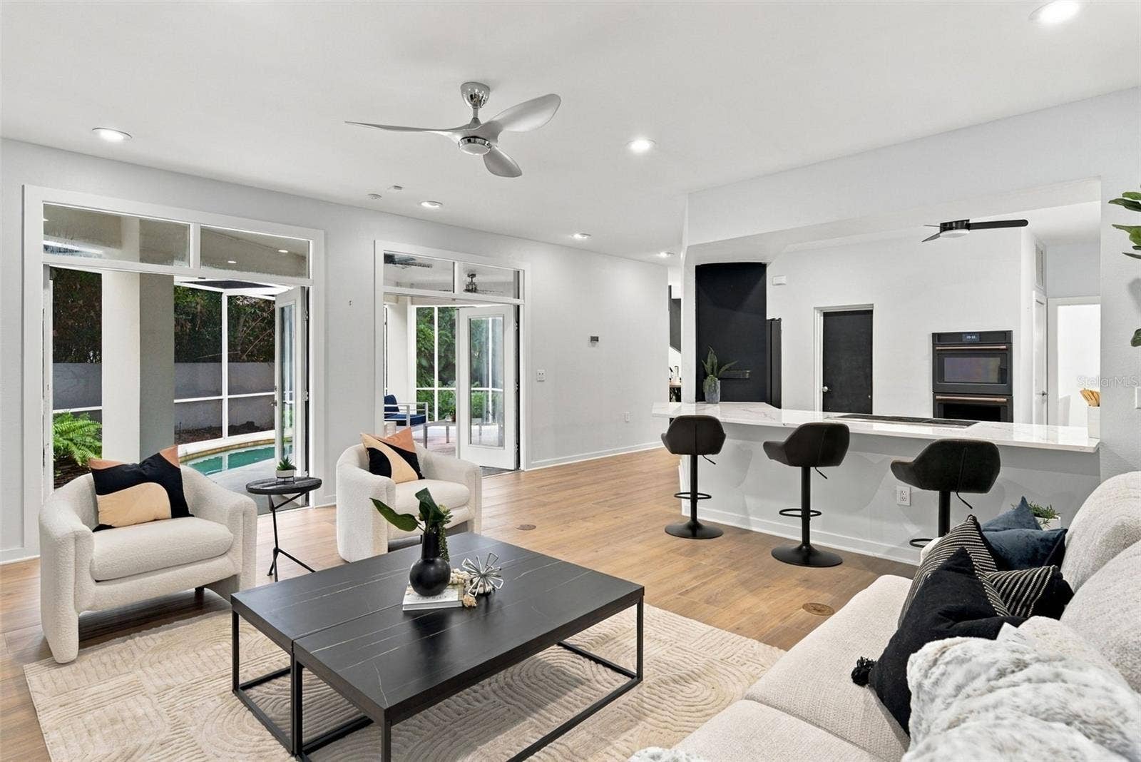 2703 W PRICE AVENUE, Tampa, FL 33611