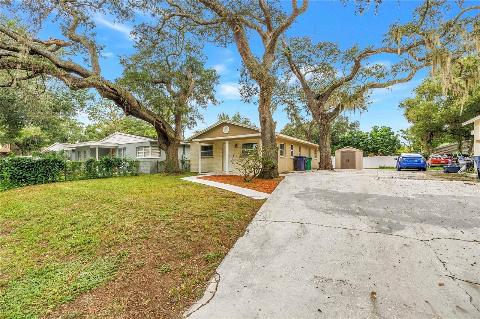 1306 E NEW ORLEANS AVENUE, Tampa, FL 33603
