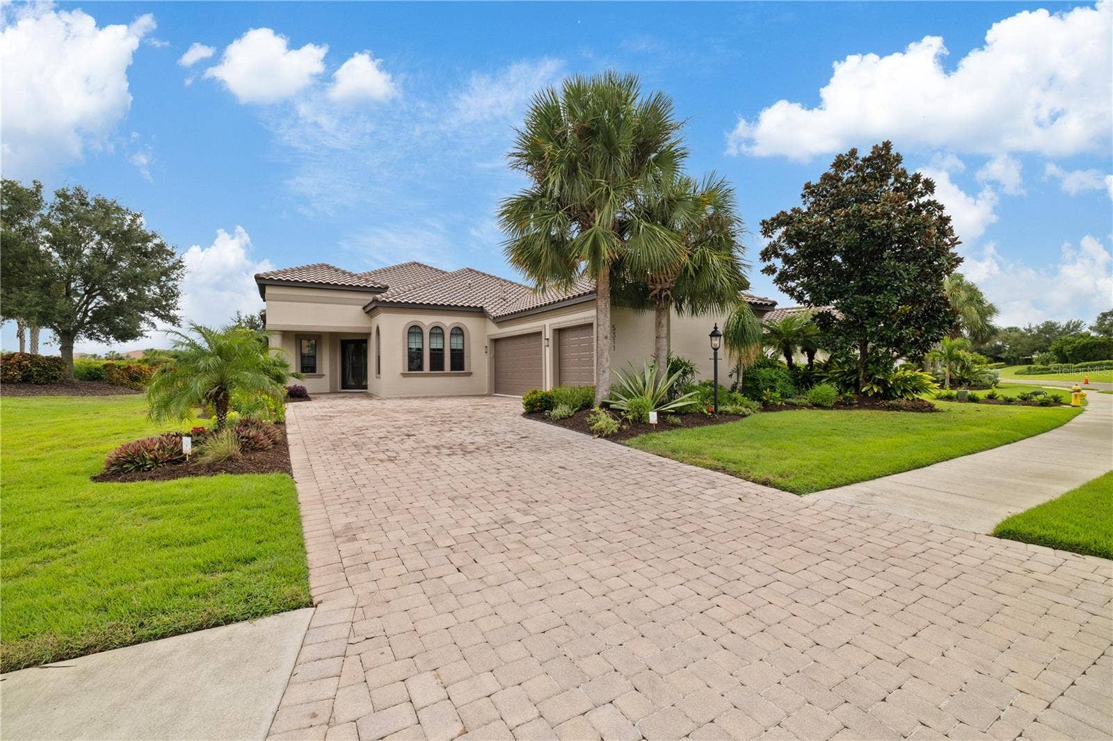 5311 BENITO COURT, Bradenton, FL 34211 5311 BENITO COURT, Bradenton, FL 34211