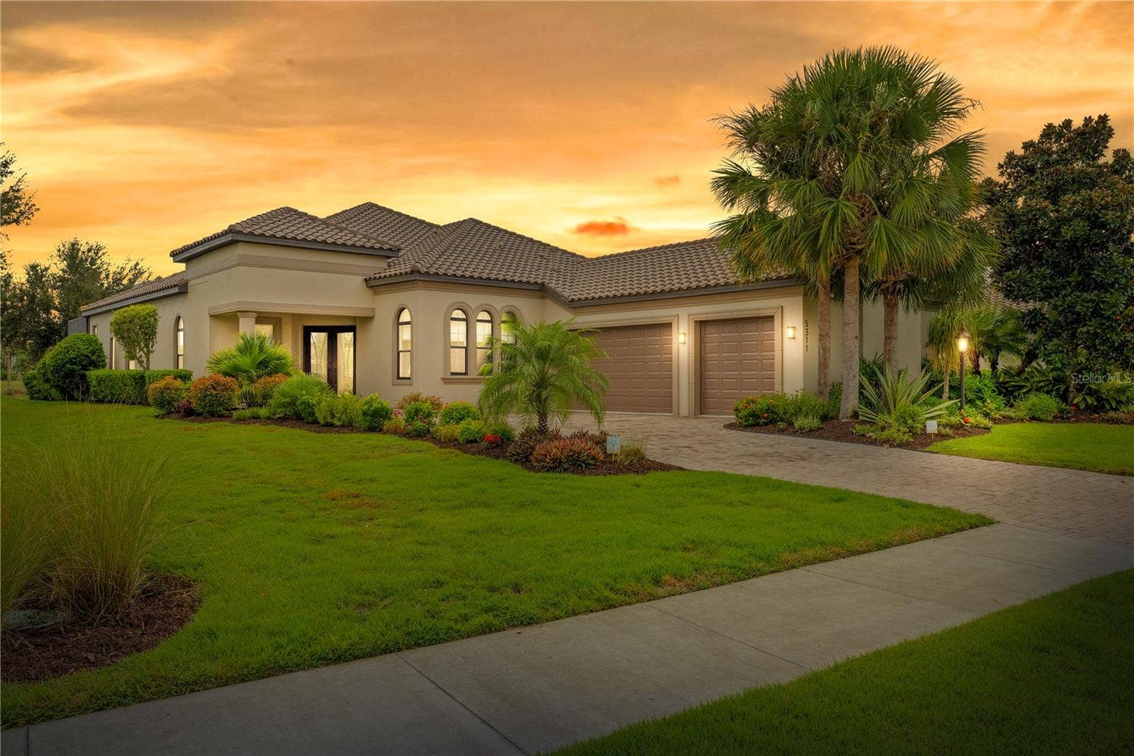 5311 BENITO COURT, Bradenton, FL 34211 5311 BENITO COURT, Bradenton, FL 34211