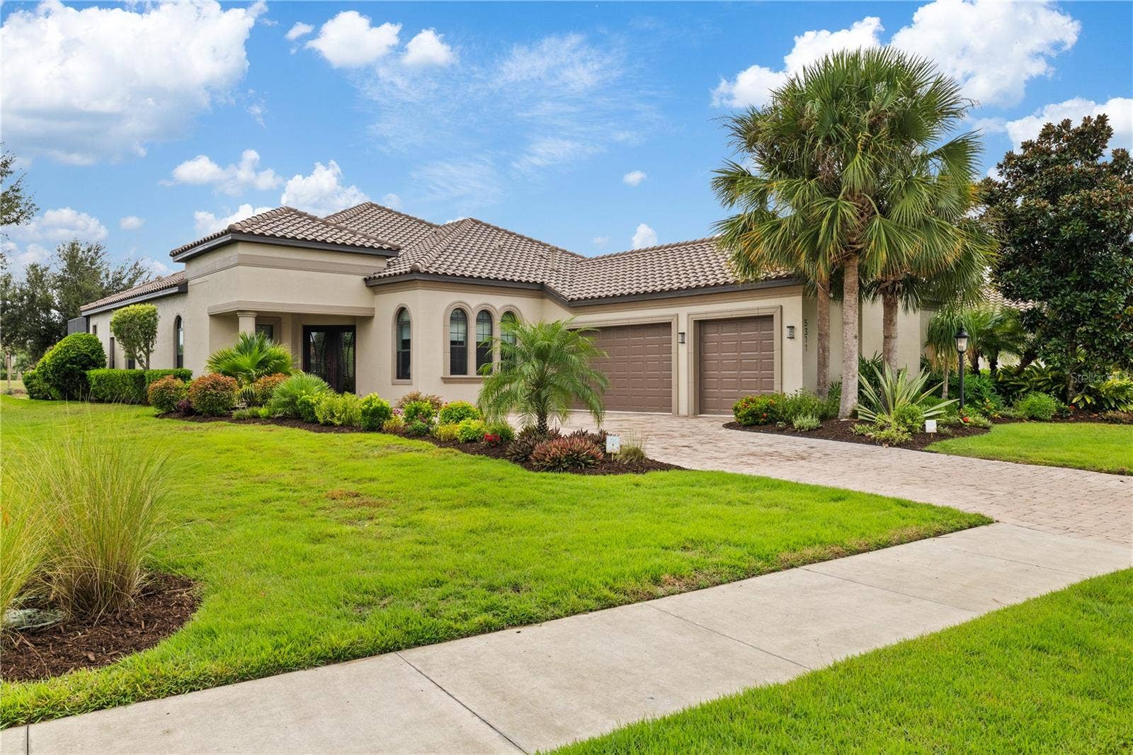 5311 BENITO COURT, Bradenton, FL 34211 5311 BENITO COURT, Bradenton, FL 34211