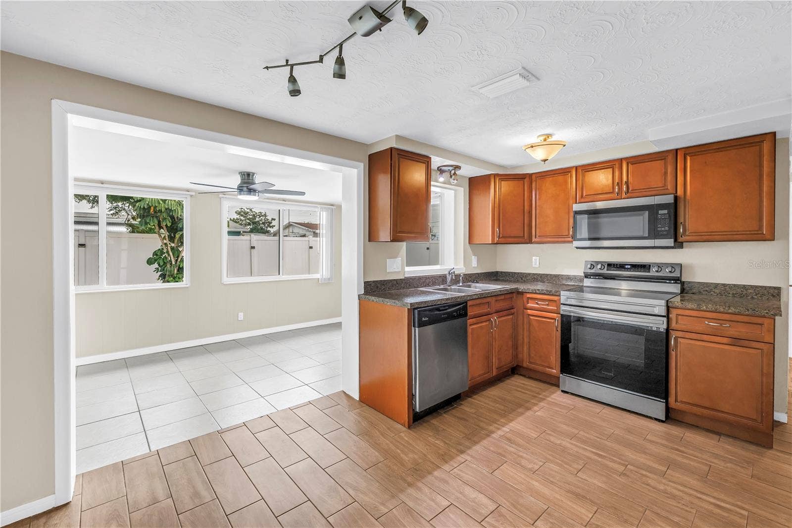 1516 DERRICK STREET, Holiday, FL 34690