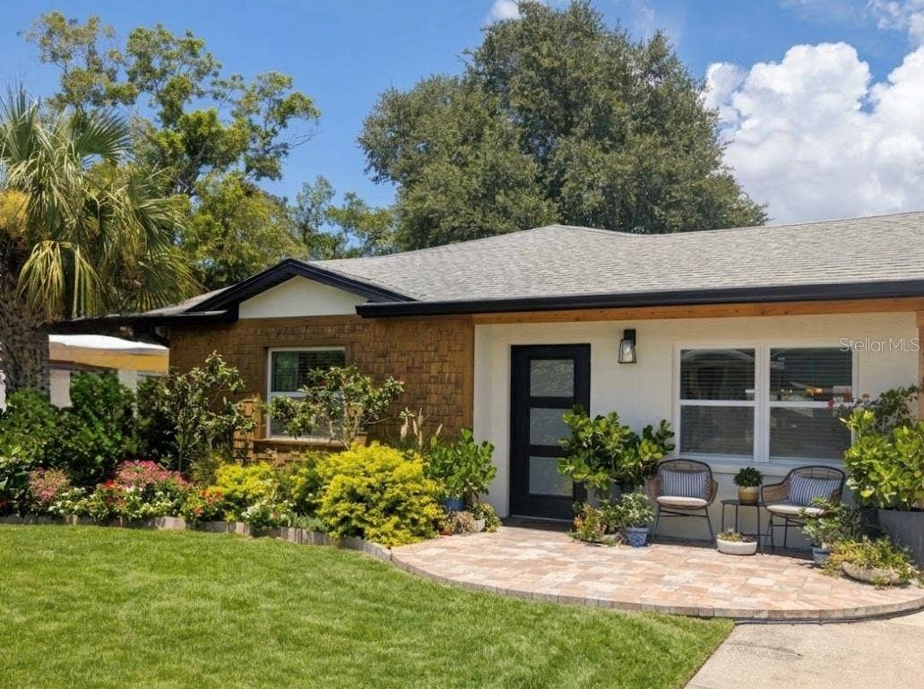 3509 W ROGERS AVENUE, Tampa, FL 33611 3509 W ROGERS AVENUE, Tampa, FL 33611
