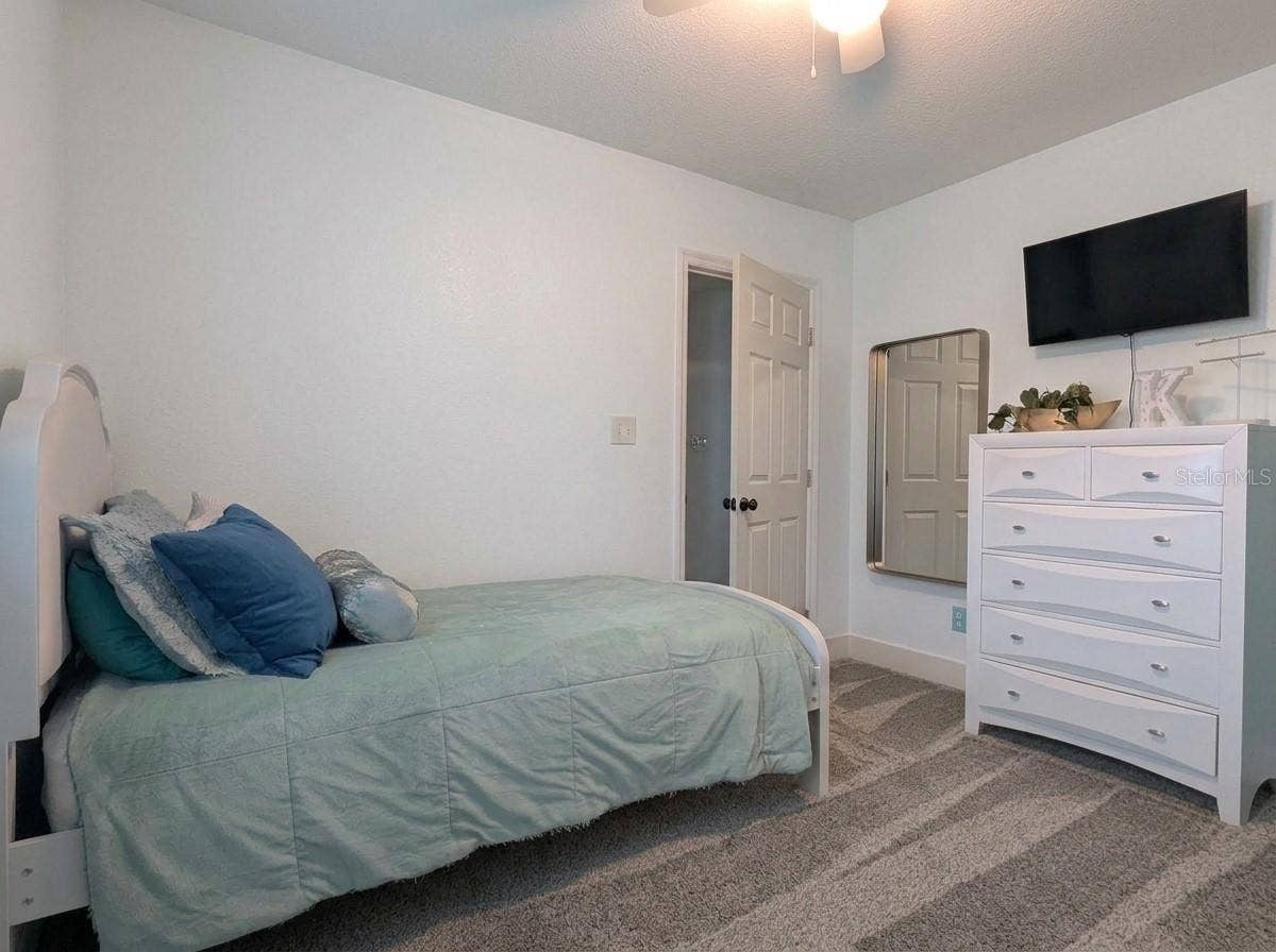 3509 W ROGERS AVENUE, Tampa, FL 33611 3509 W ROGERS AVENUE, Tampa, FL 33611