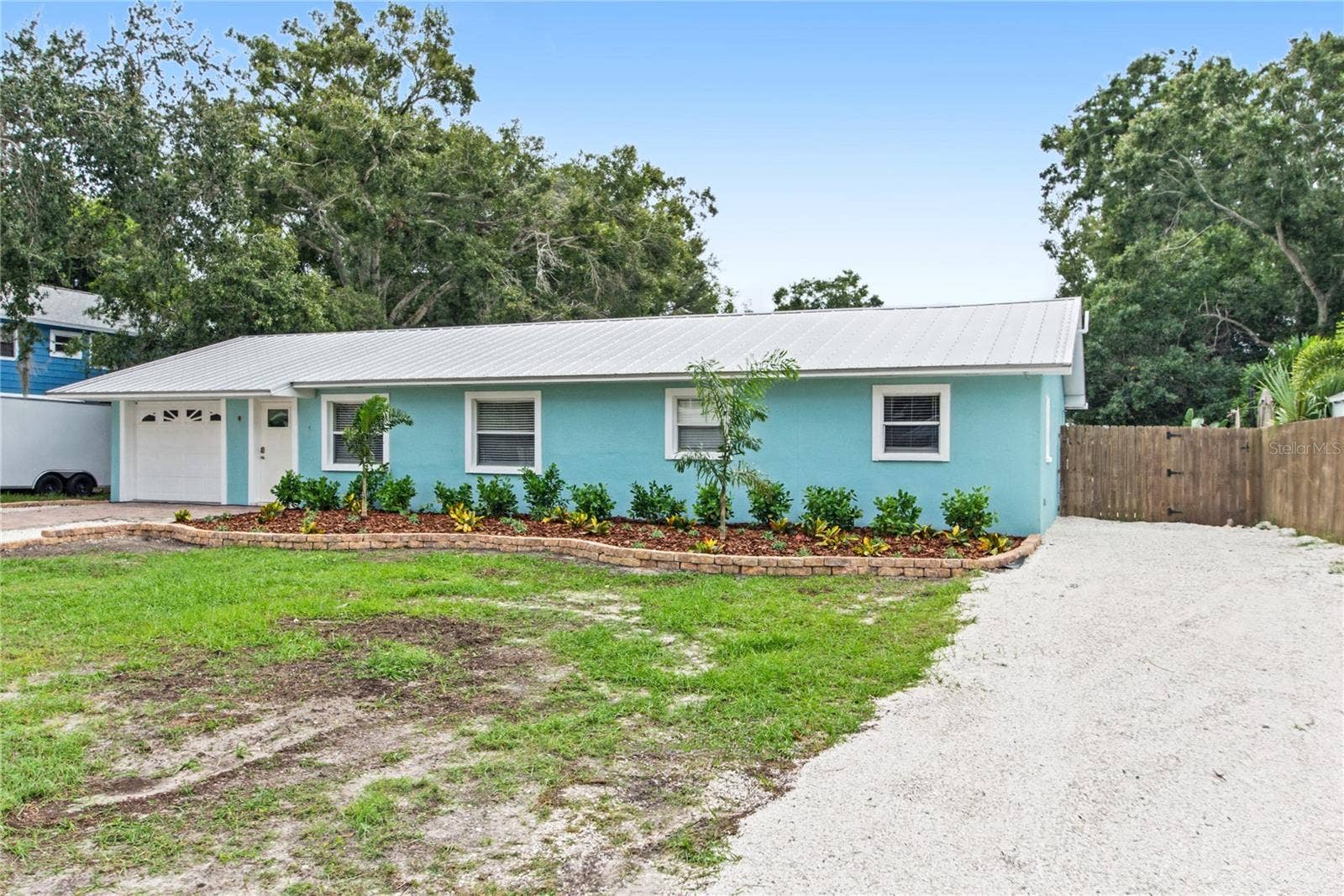 221 ONTARIO AVENUE, Crystal Beach, FL 34681