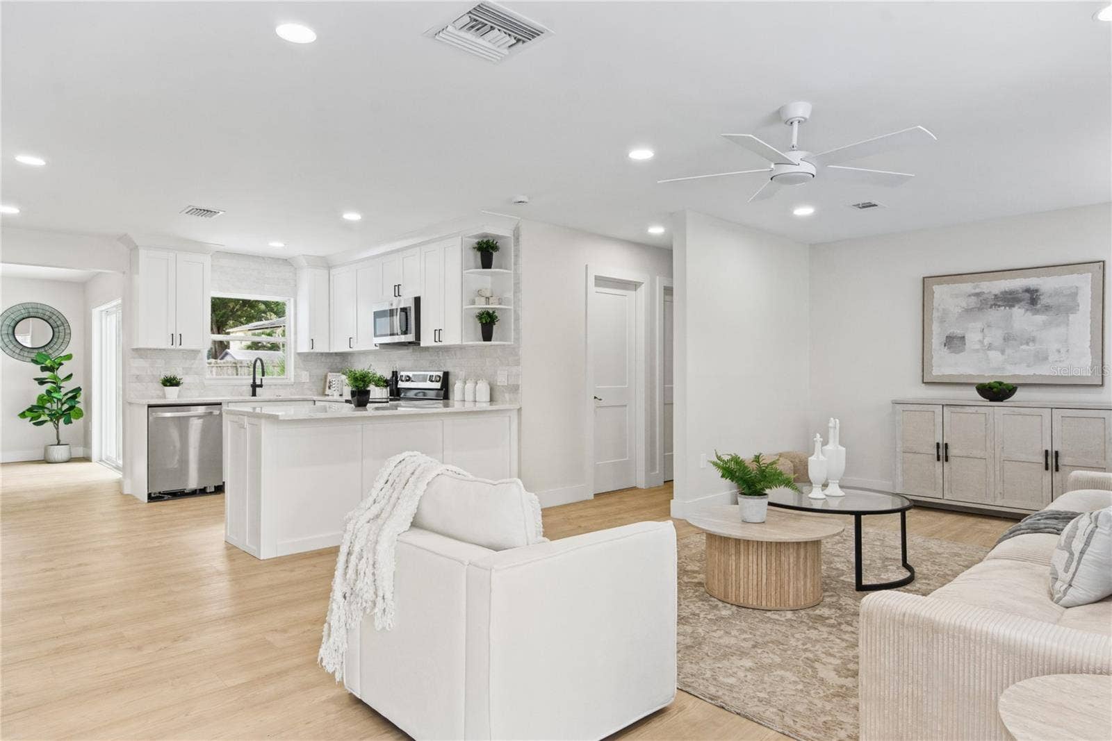 221 ONTARIO AVENUE, Crystal Beach, FL 34681
