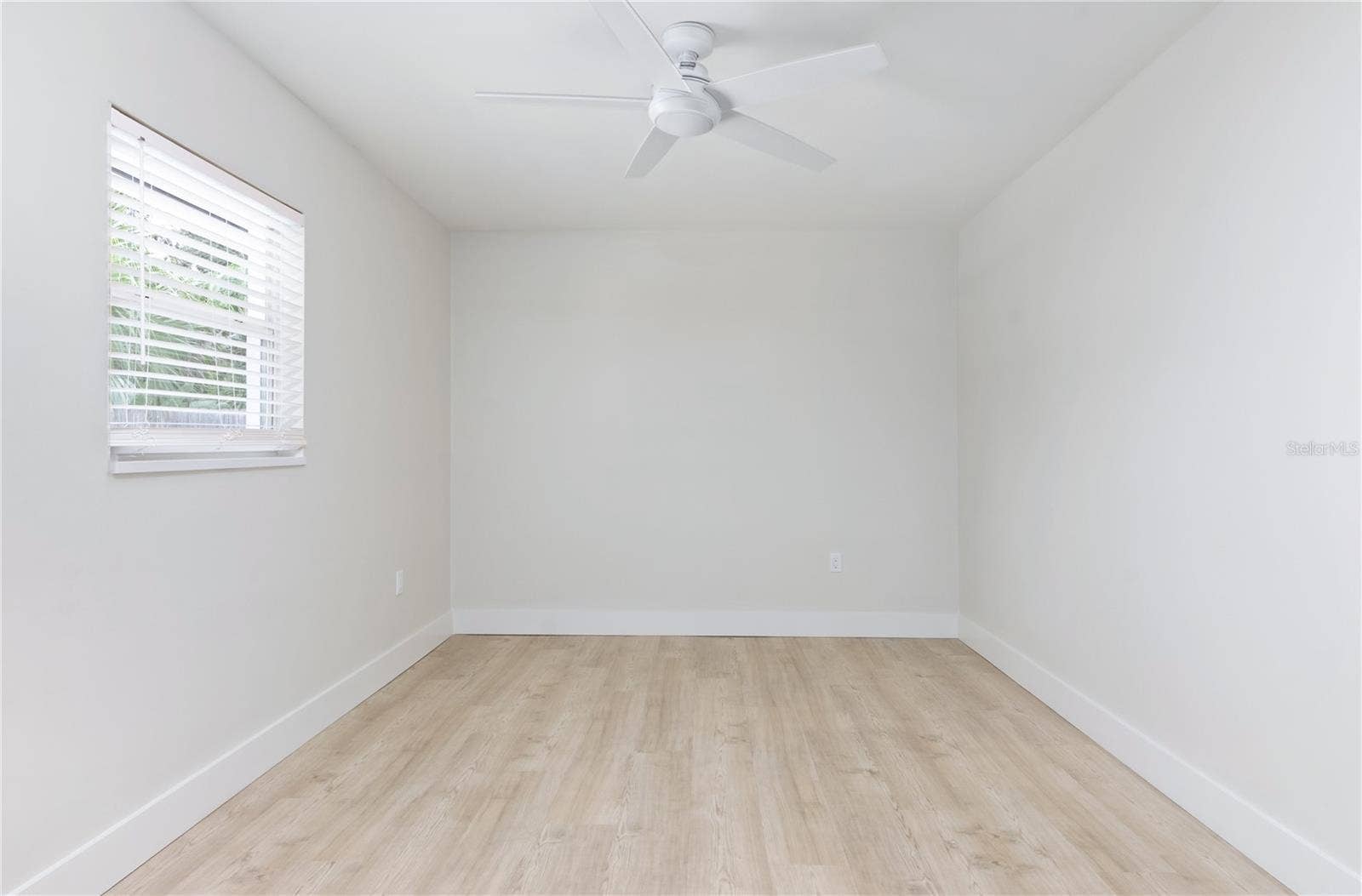 221 ONTARIO AVENUE, Crystal Beach, FL 34681