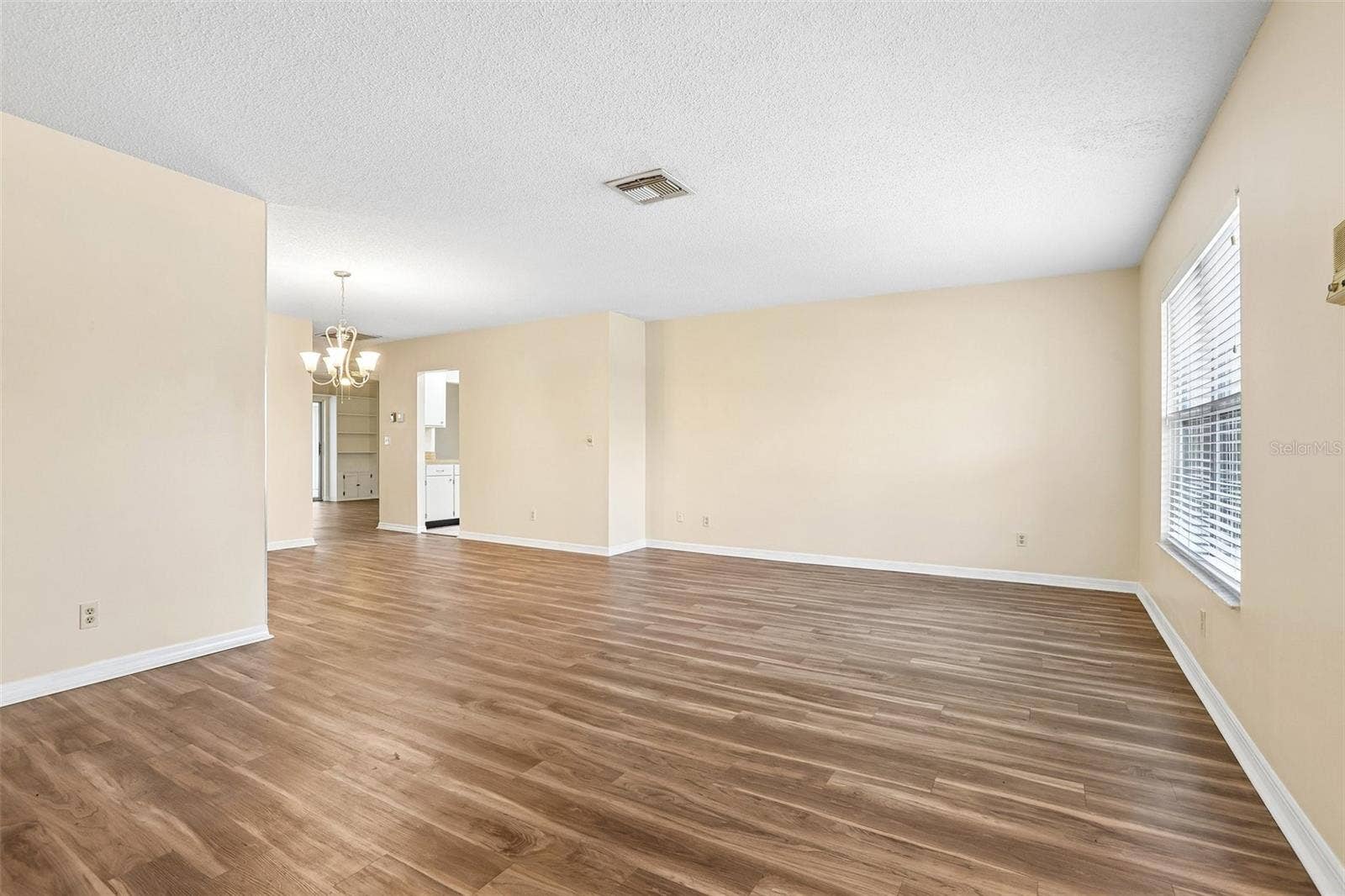 104 CACTUSFLOWER LANE, Sun City Center, FL 33573