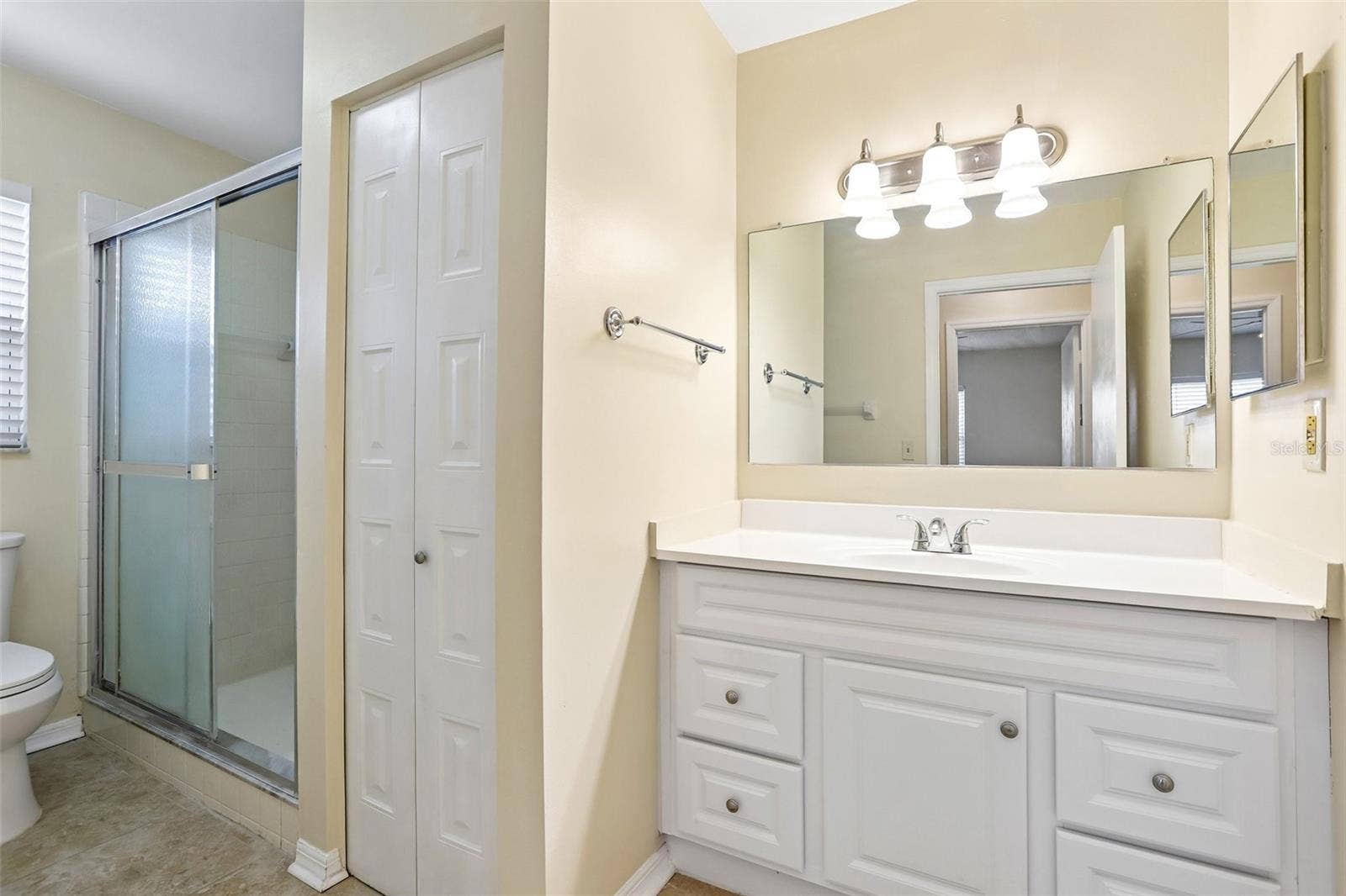 104 CACTUSFLOWER LANE, Sun City Center, FL 33573