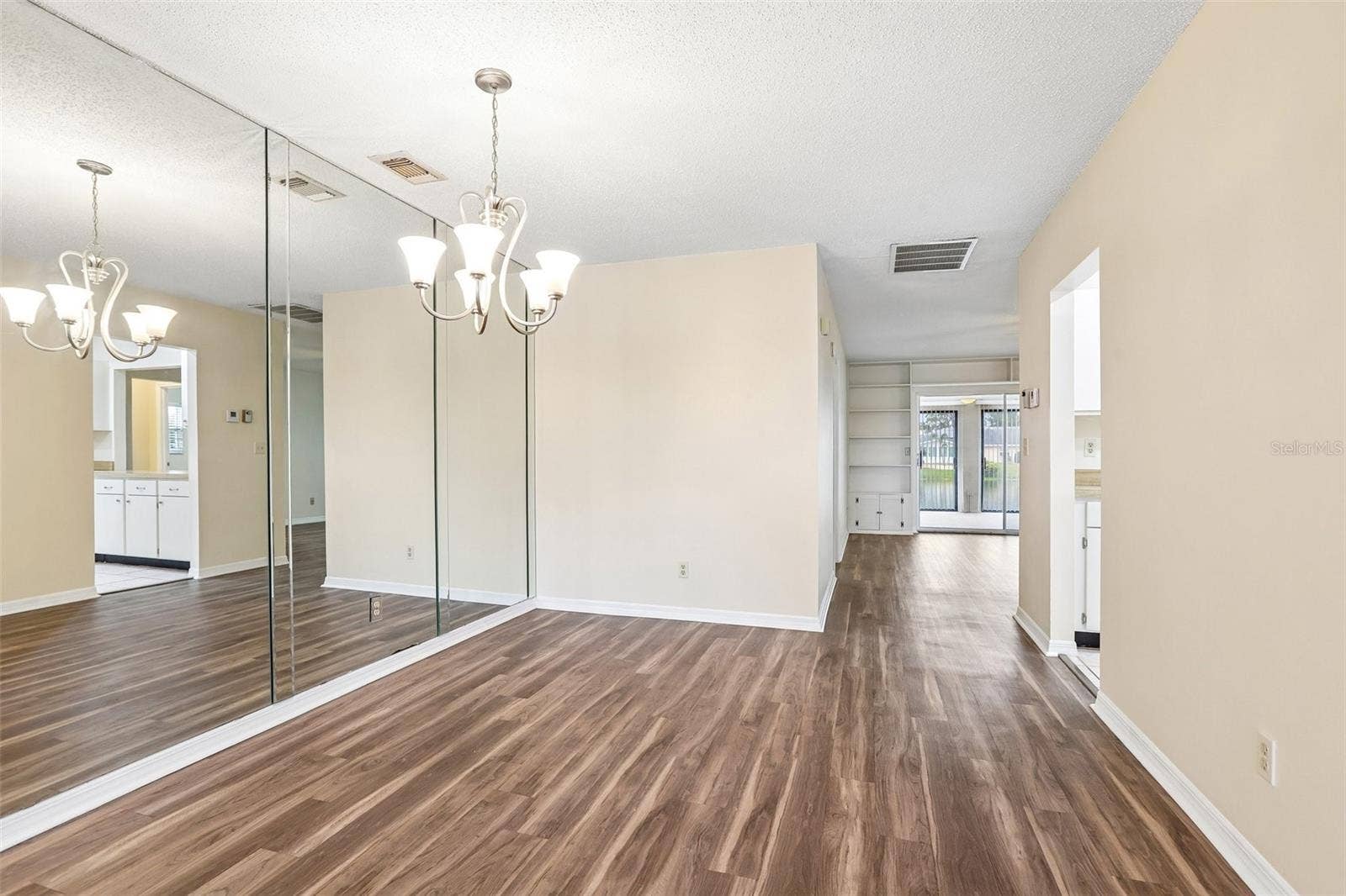 104 CACTUSFLOWER LANE, Sun City Center, FL 33573