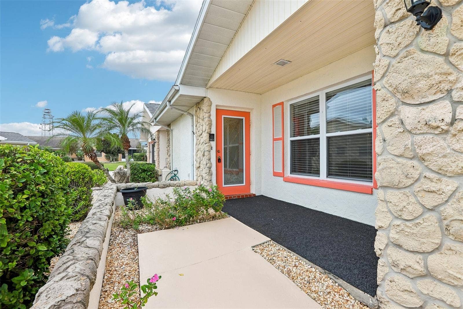 104 CACTUSFLOWER LANE, Sun City Center, FL 33573