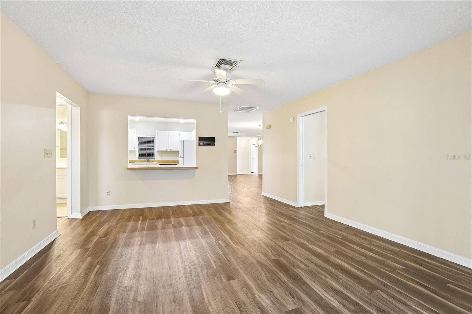 104 CACTUSFLOWER LANE, Sun City Center, FL 33573