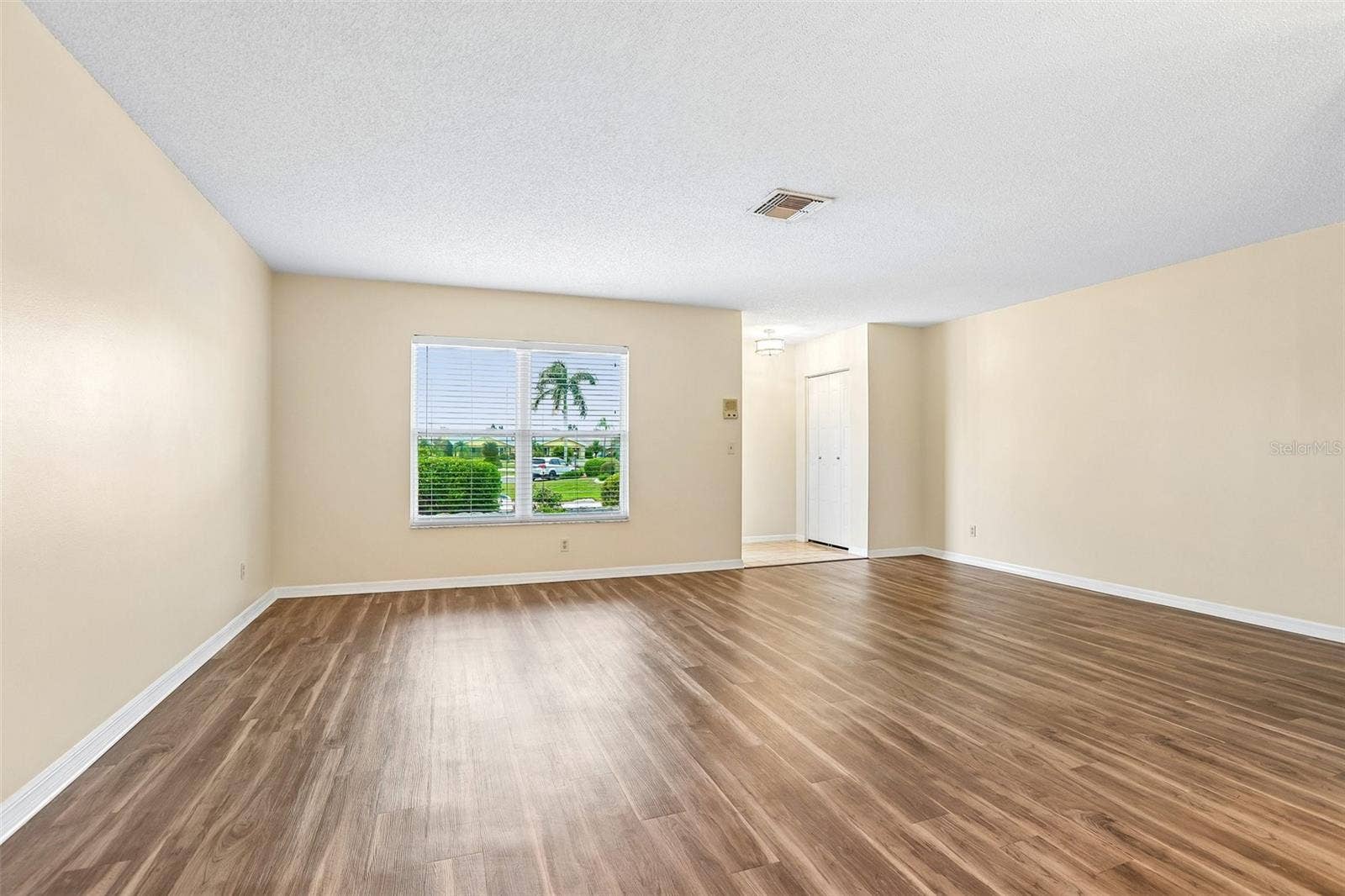 104 CACTUSFLOWER LANE, Sun City Center, FL 33573
