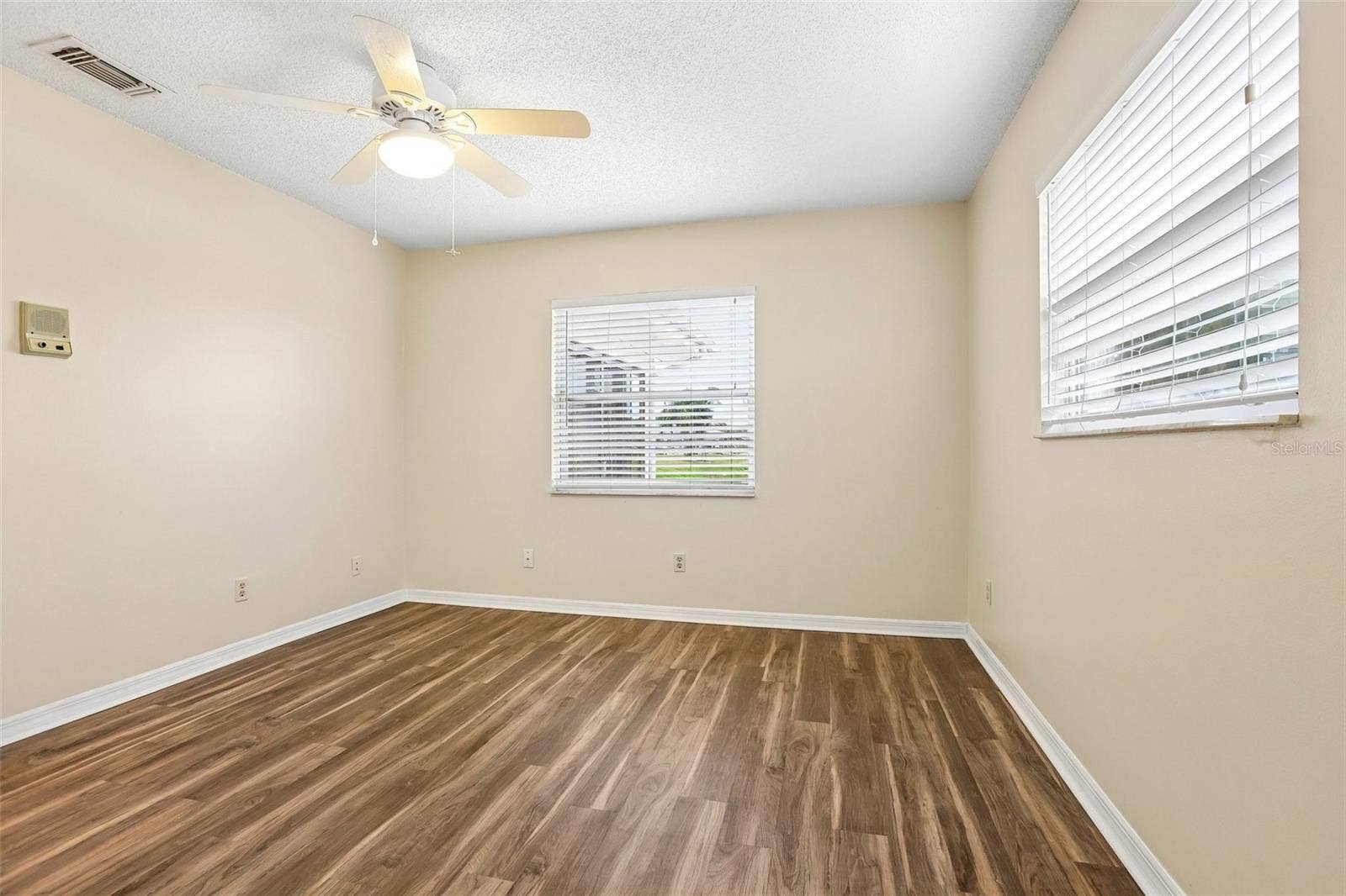 104 CACTUSFLOWER LANE, Sun City Center, FL 33573