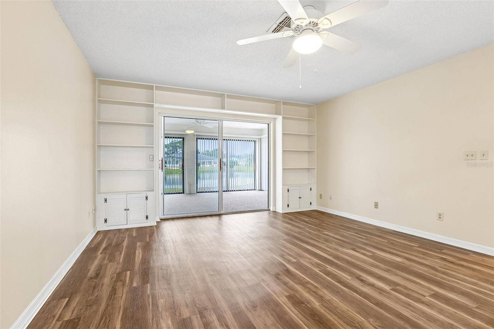 104 CACTUSFLOWER LANE, Sun City Center, FL 33573