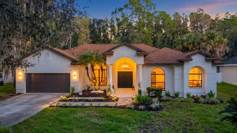 Property photo for 7210 WAREHAM DRIVE, Tampa, FL