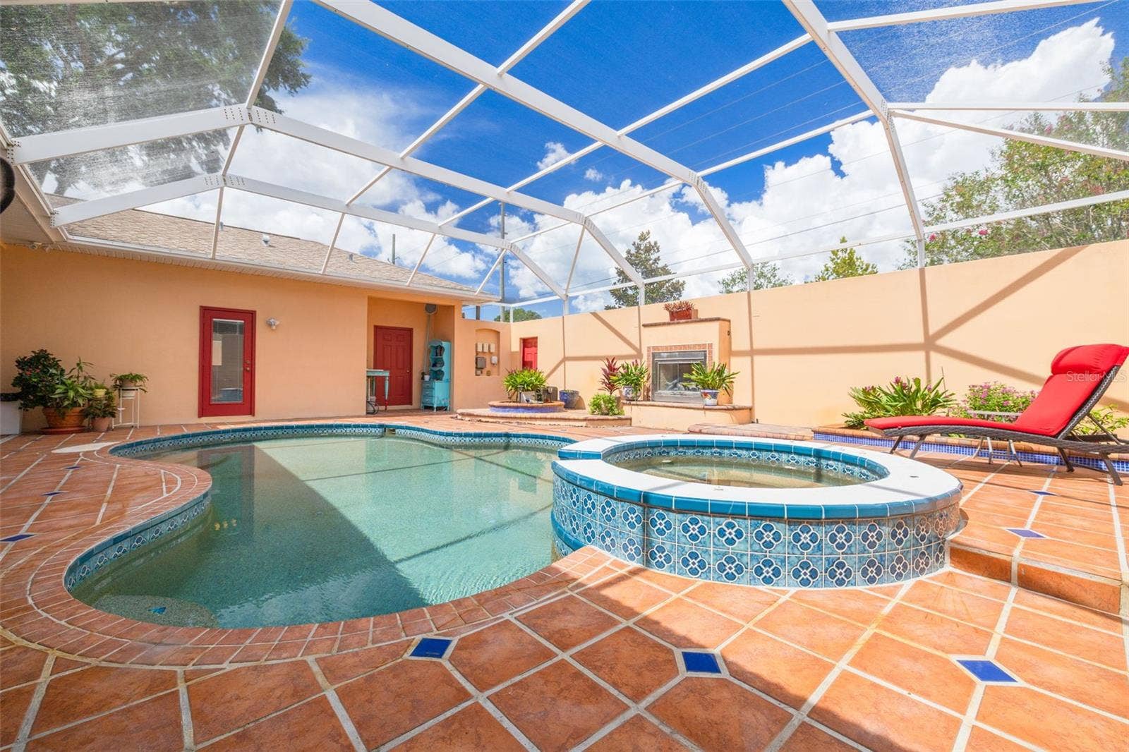 1555 SUNRAY DRIVE, Palm Harbor, FL 34683