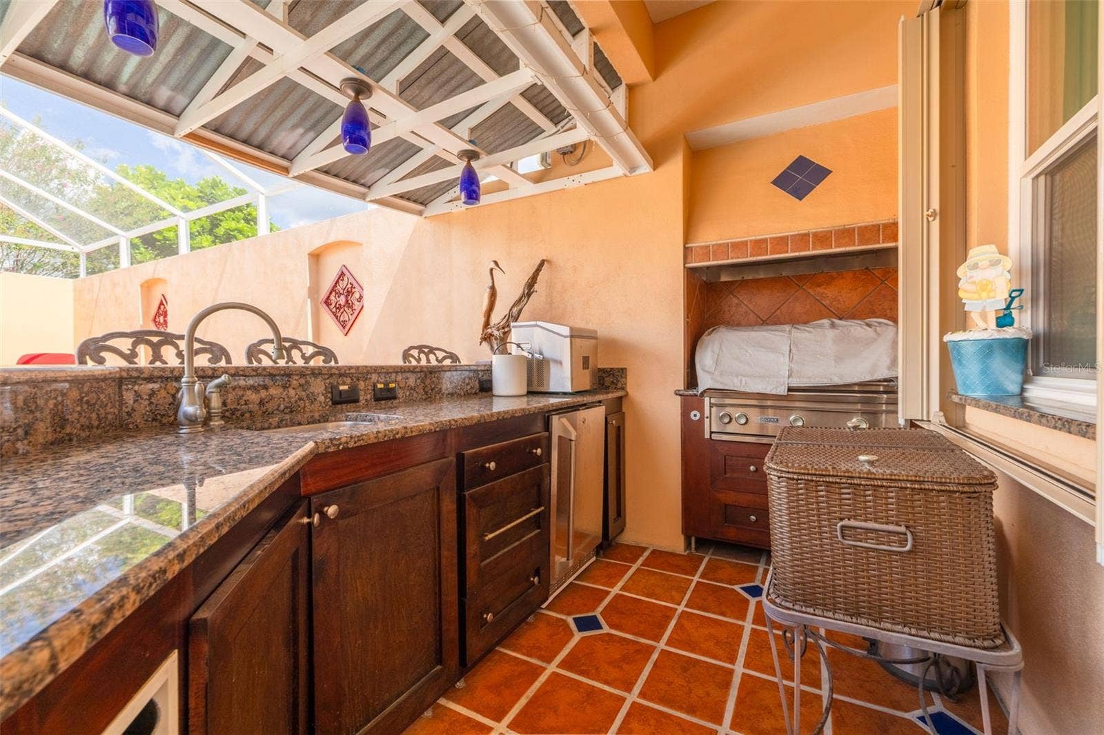 1555 SUNRAY DRIVE, Palm Harbor, FL 34683