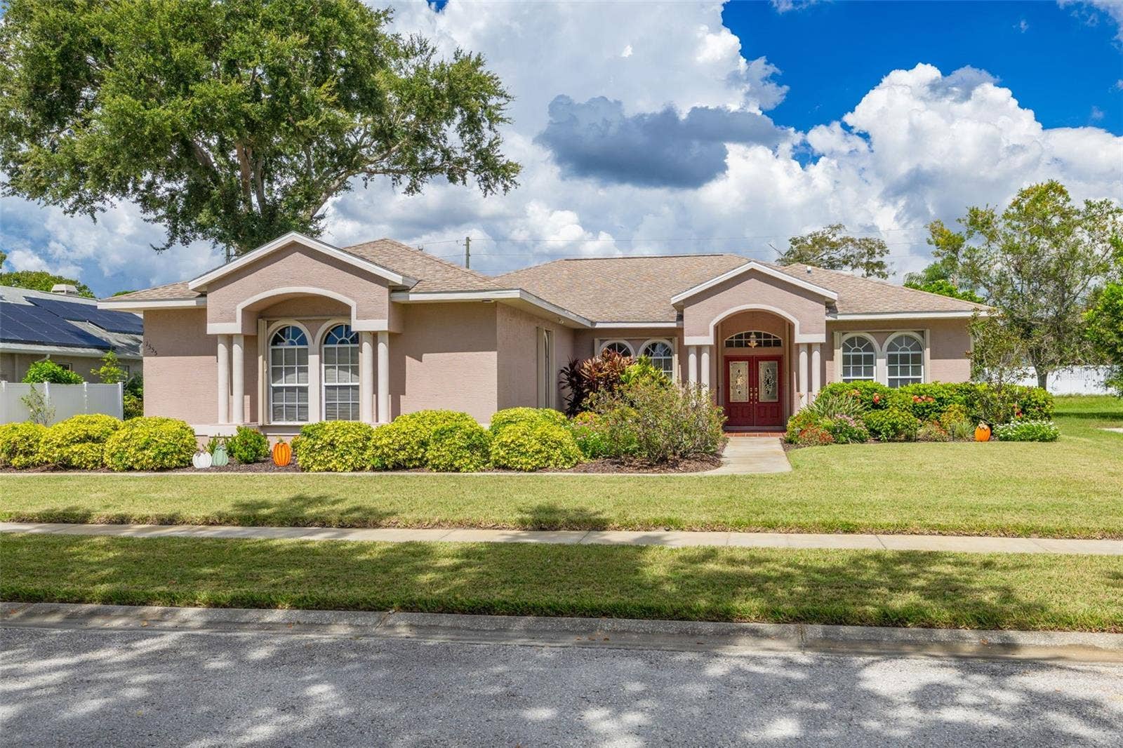 1555 SUNRAY DRIVE, Palm Harbor, FL 34683