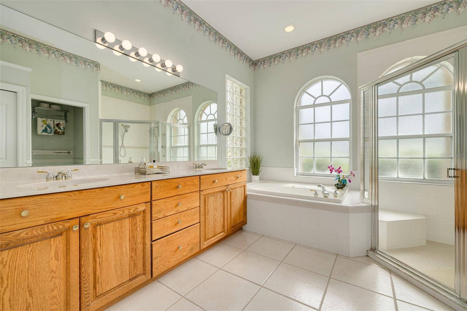 1555 SUNRAY DRIVE, Palm Harbor, FL 34683