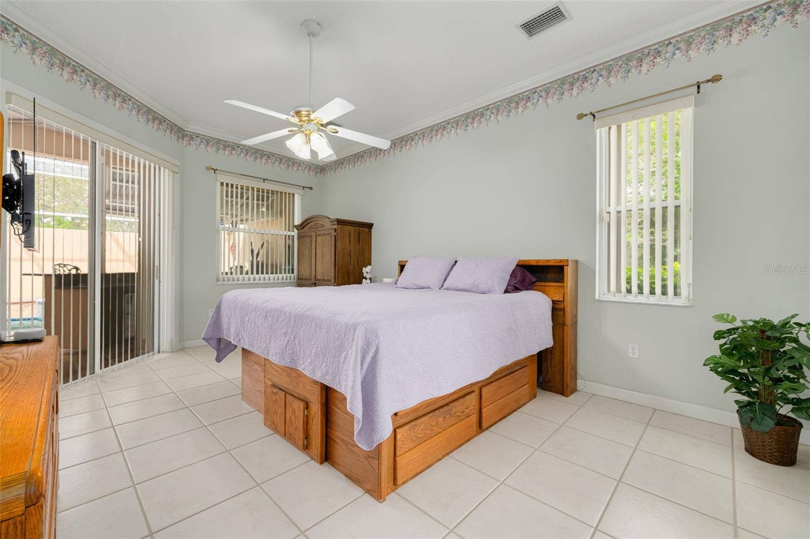 1555 SUNRAY DRIVE, Palm Harbor, FL 34683