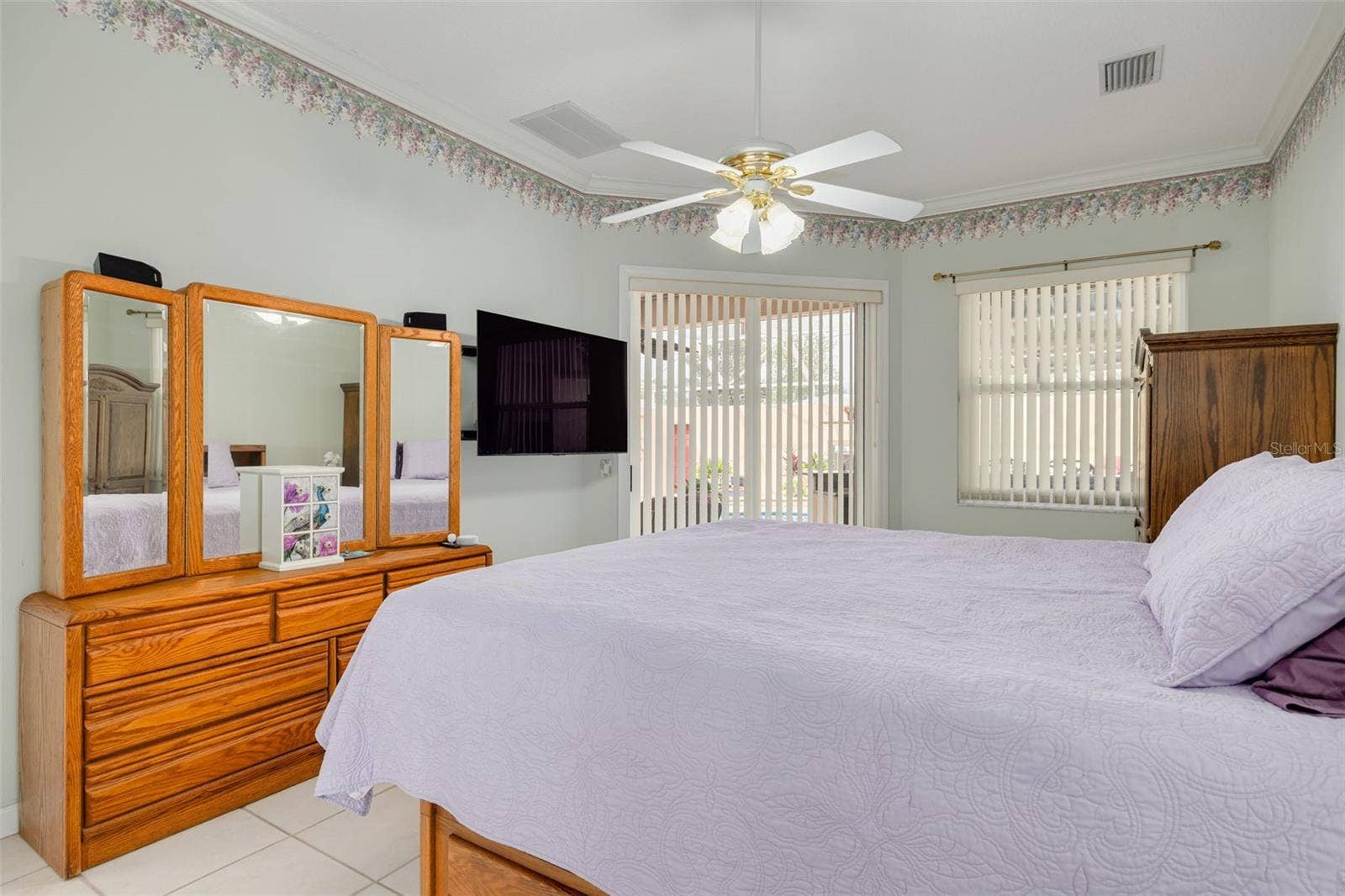 1555 SUNRAY DRIVE, Palm Harbor, FL 34683