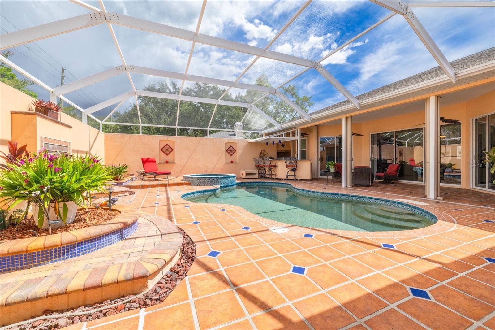 1555 SUNRAY DRIVE, Palm Harbor, FL 34683