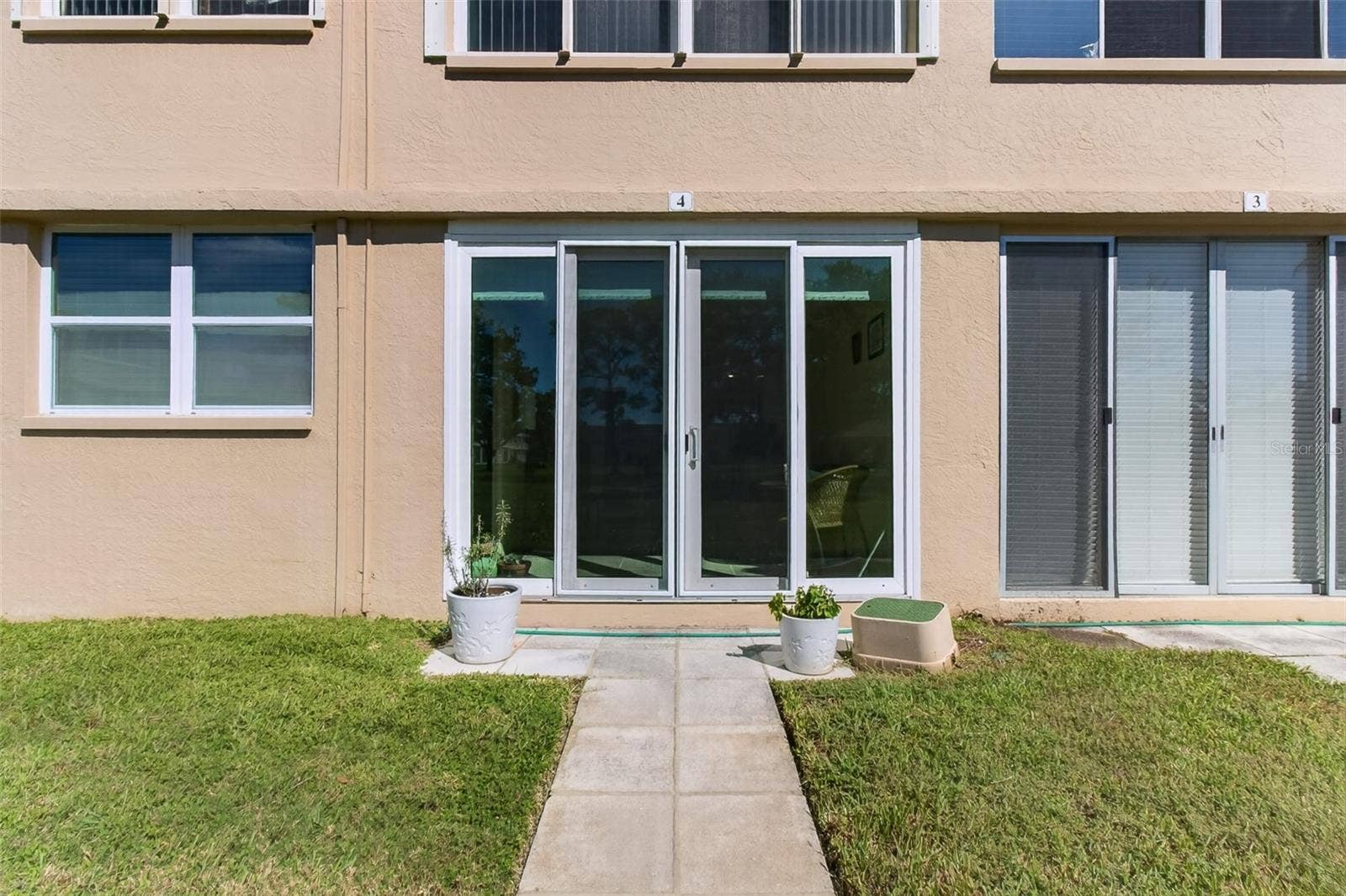 5095 BAY STREET NE, #104, St Petersburg, FL 33703 Outdoor patio
