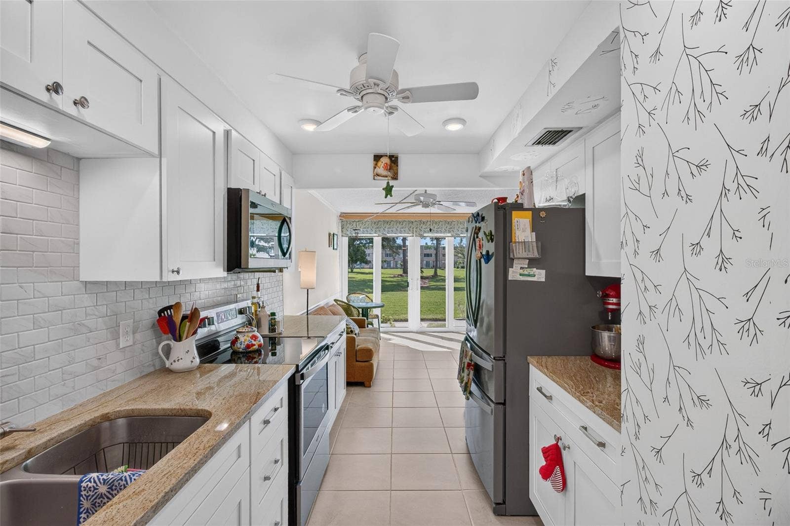 5095 BAY STREET NE, #104, St Petersburg, FL 33703 Updated kitchen