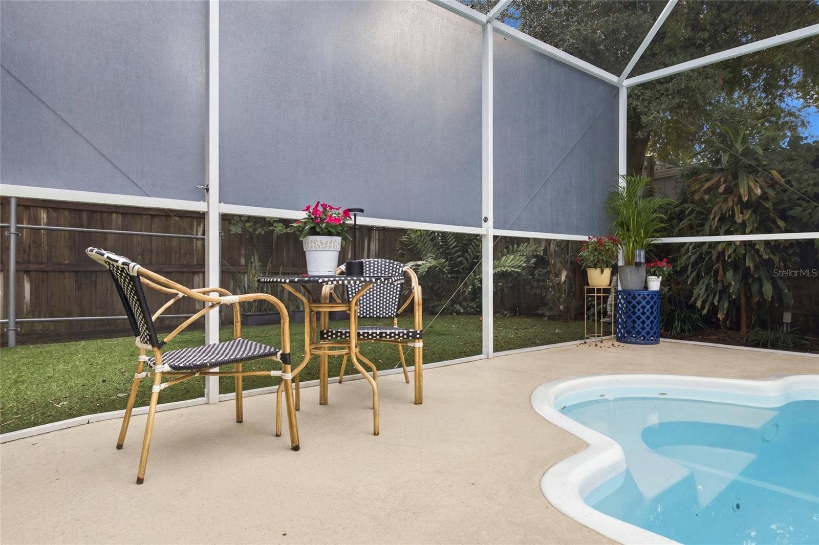 1926 BURLINGTON AVENUE N, St Petersburg, FL 33713