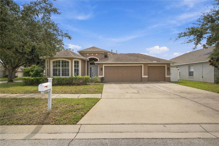 Property photo for 12721 STANDBRIDGE DRIVE, Riverview, FL