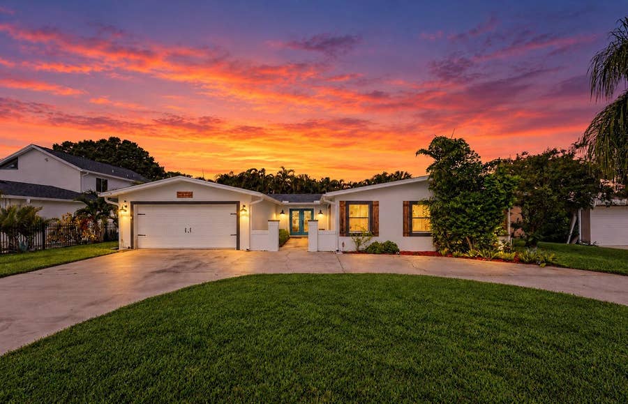 Property photo for 3936 E EDEN ROC CIRCLE, #1, Tampa, FL