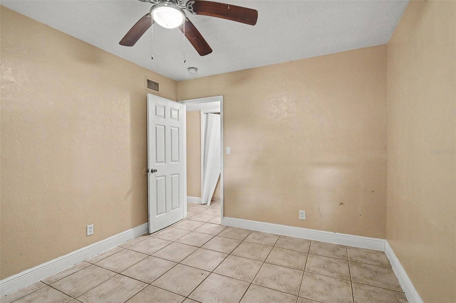 508 S CAROLINE STREET, Daytona Beach, FL 32114 508 S CAROLINE STREET, Daytona Beach, FL 32114