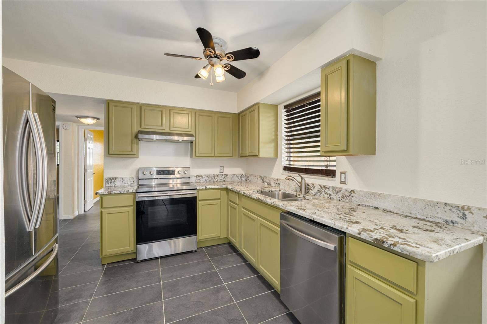 1345 39TH STREET N, St Petersburg, FL 33713
