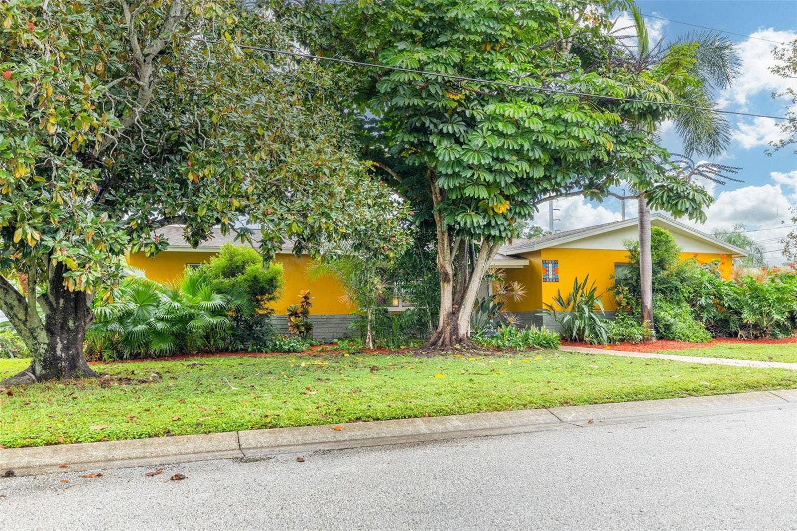 1345 39TH STREET N, St Petersburg, FL 33713