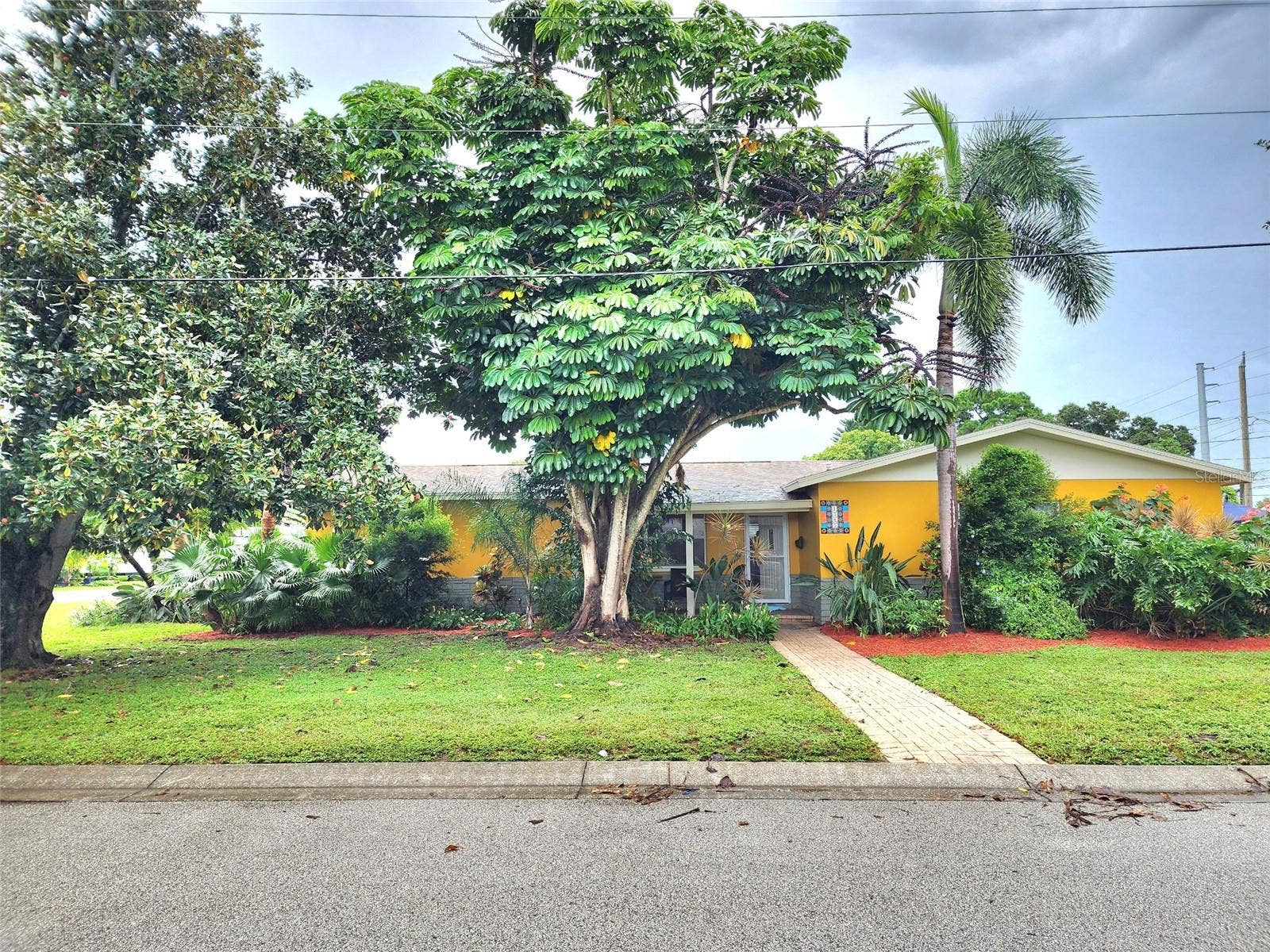 1345 39TH STREET N, St Petersburg, FL 33713